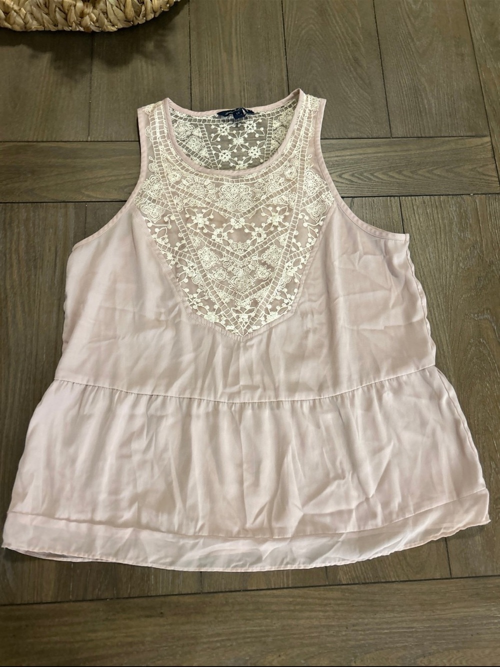 American Eagle Outfitters Light Pink Lace Yoke Camisole